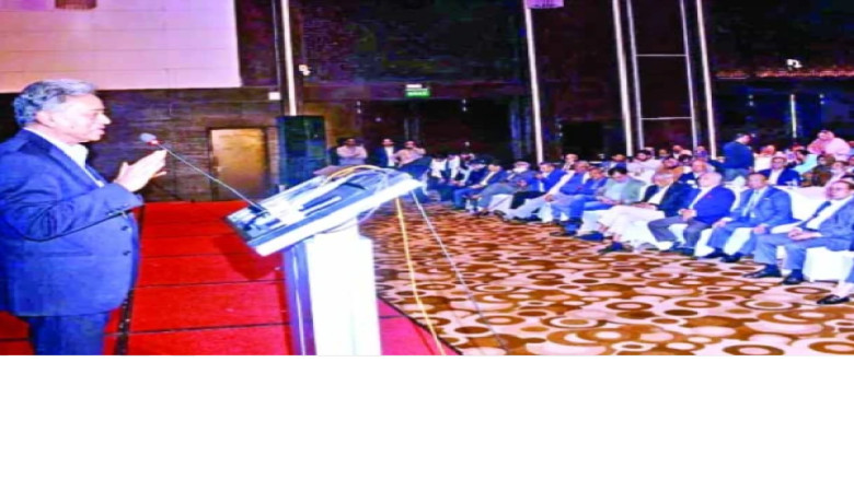 বাণিজ্য সংলাপে আমীর খসরু: জনগণের ক্ষমতাই রাষ্ট্রের জন্য সর্ব