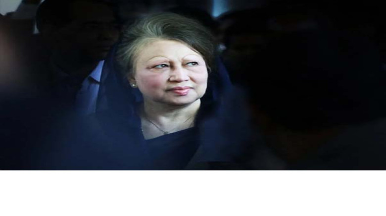 রাষ্ট্রীয় শোকের শেষ দিনে গতকাল খালেদা জিয়ার জন্য ধর্মীয় কর্ম