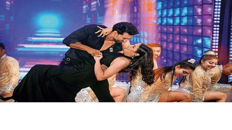 দীর্ঘ বিরতির পর ফের প্রেমের গল্পে দেব–শুভশ্রী