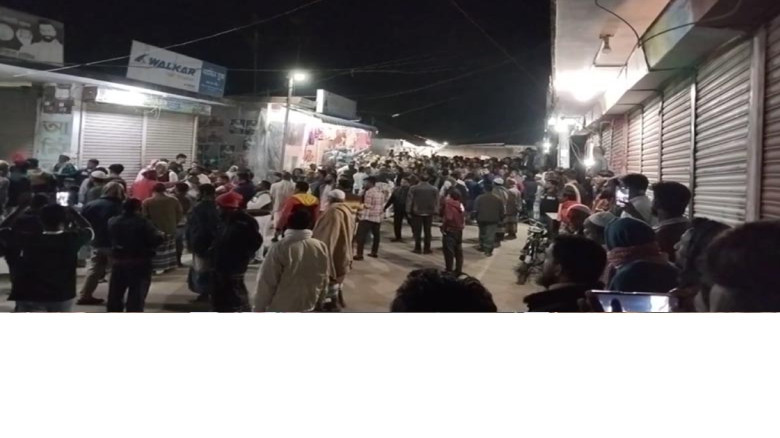 লালমোহনে বিএনপি–জামায়াত সমর্থিত দুই পক্ষের সংঘর্ষে উত্তেজনা