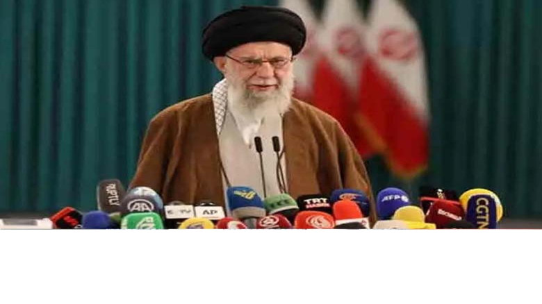 আন্দোলনের মুখে কঠোর অবস্থানে খামেনি, পিছু হটার প্রশ্নই নেই