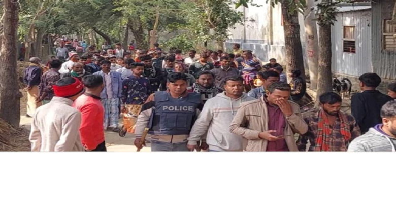 ওয়াজ মাহফিলে শিশুদের ঝগড়া থেকে গ্রামজুড়ে সংঘর্ষ, আহত ২০