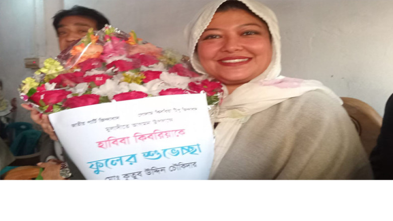 বাবার মুক্তির আশায় নির্বাচনী প্রচারে নামলেন হাবিবা কিবরিয়া