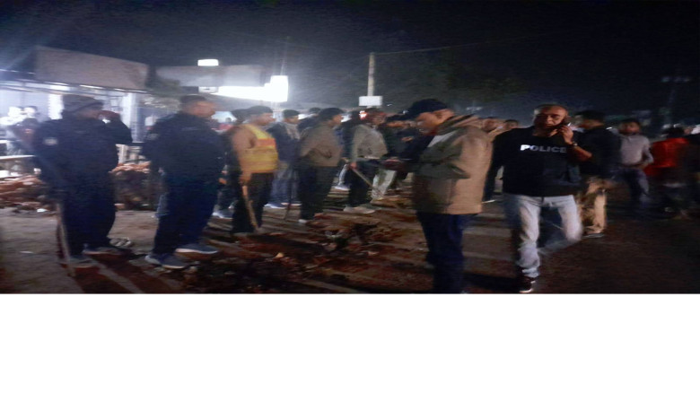 গোবিন্দগঞ্জে আ.লীগ নেতাকে গ্রেপ্তার অভিযানে পুলিশের ওপর হামল