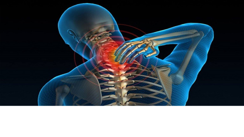 ঘাড়ের ব্যথা বাড়ছে কেন? জানুন কারণ ও সমাধান...