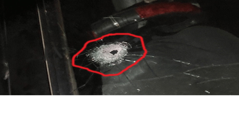 প্রচার শেষে বাড়ি ফেরার সময় গাড়িতে গুলি