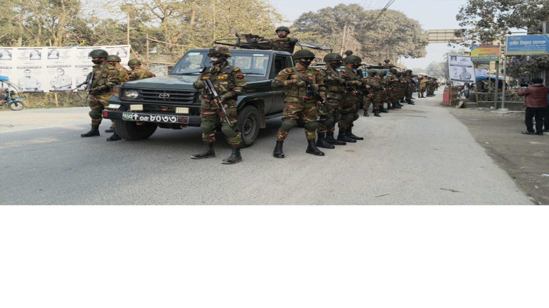 নির্বাচন সামনে রেখে পঞ্চগড়ে সেনাবাহিনীর বিশেষ নিরাপত্তা মহড়া