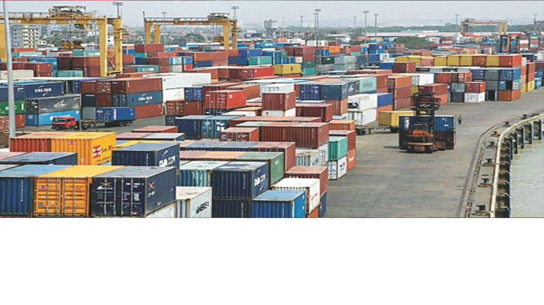 চট্টগ্রাম বন্দর: জাহাজে পণ্য ওঠানো-নামানো কার্যক্রম পুনরায় 