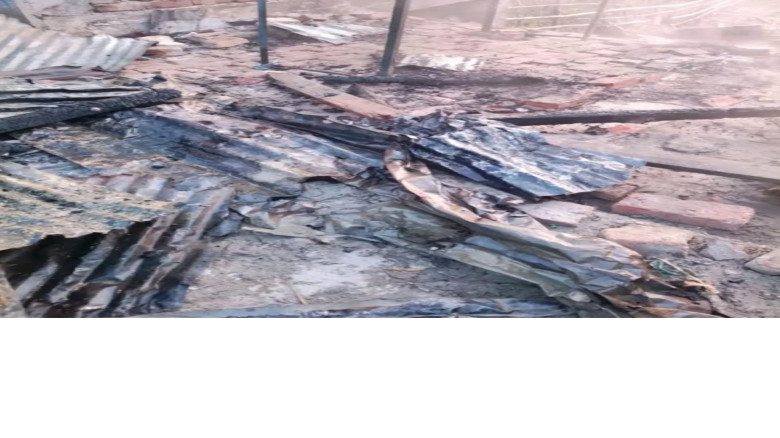 রাজাপুরে জামায়াতের অফিসে অগ্নিসংযোগ, নির্বাচনী উত্তেজনা বৃদ্