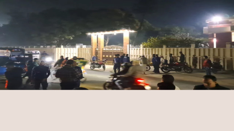 গোপালগঞ্জে সন্ধ্যায় ককটেল বিস্ফোরণ, তদন্তে আইনশৃঙ্খলা বাহিনী