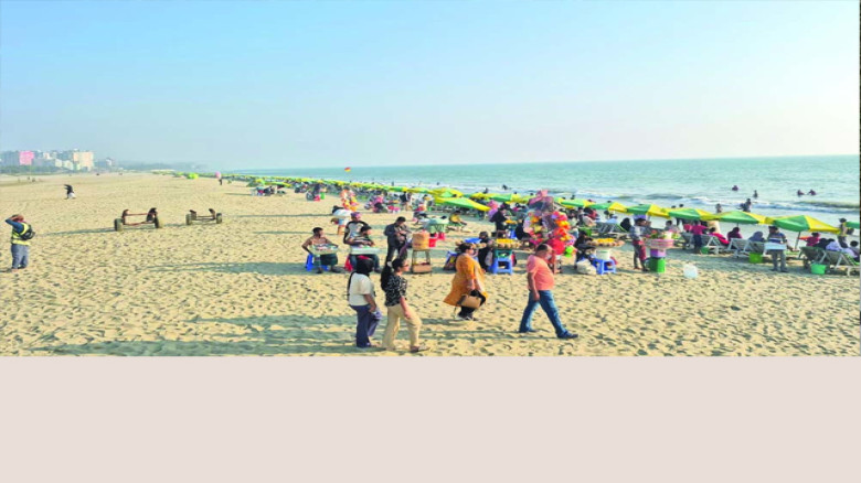 ইসির ৮২ ঘণ্টার ভ্রমণ নিষেধাজ্ঞায় পর্যটকশূন্য কক্সবাজার