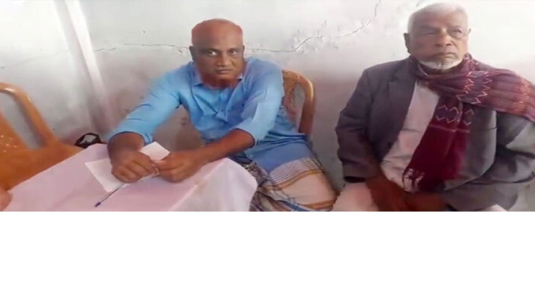 কুমিল্লায় ভোটার স্লিপের সঙ্গে টাকা বিতরণে দুইজন আটক