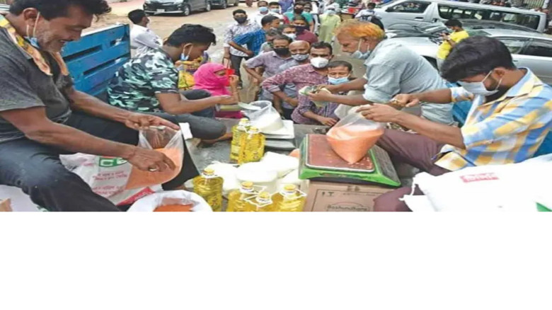 রমজানে ভ্রাম্যমাণ ট্রাকে টিসিবির পণ্য বিক্রি শুরু