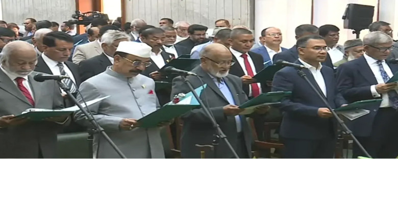 নবনির্বাচিত বিএনপি সংসদ সদস্যদের শপথ গ্রহণ