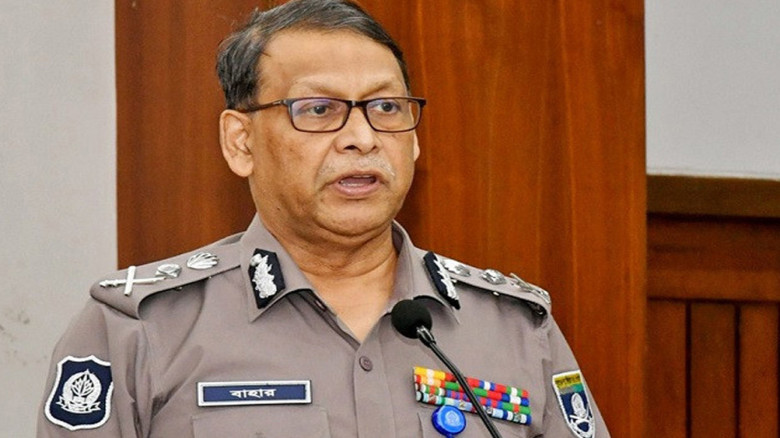 চাঁদাবাজি-ছিনতাই রোধে মাঠপর্যায়ে কড়া নির্দেশ আইজিপির