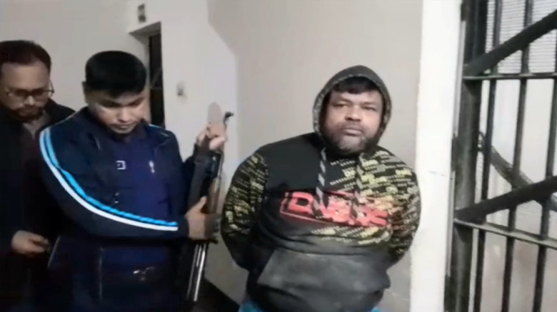 পাটগ্রামে কিশোরীকে ধর্ষনচেষ্টার অভিযোগে স্ত্রীর  মামলায় স্বা