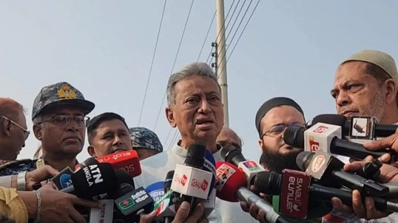 অর্থনৈতিক সংকট মোকাবেলায় কর বৃদ্ধি জরুরি: আমীর খসরু মাহমুদ চ