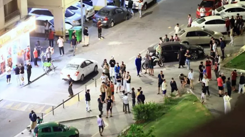 দোহাজুড়ে বিস্ফোরণ, দুটি ব্যালিস্টিক ক্ষেপণাস্ত্র ভূপাতিতের দ