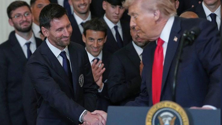 যুক্তরাষ্ট্রে এমএলএস জয়ের পর ট্রাম্পের সংবর্ধনায় মেসি