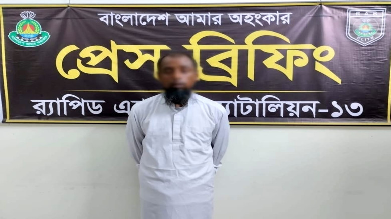 কুড়িগ্রামে গৃহবধুকে গলা কেটে হত্যা: র‌্যাবের অভিযানে প্রধান 