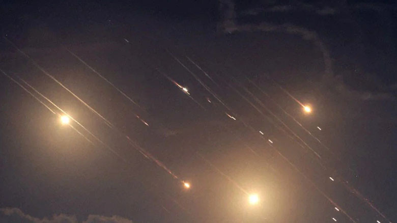 তৃতীয় দফায় ইসরায়েলে ইরানের মিসাইল হামলা, বাজলো সাইরেন