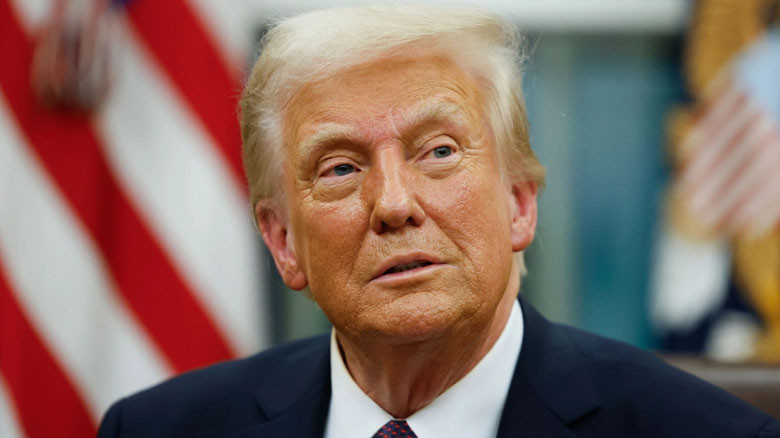 ট্রাম্পের দাবি: ইরানকে গণতান্ত্রিক হতে হবে না