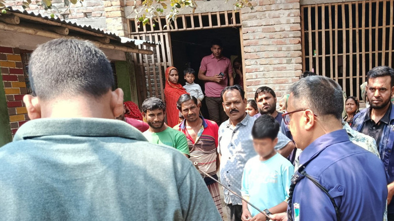 চুয়াডাঙ্গায় শিশুদের পটকা বিস্ফোরণ, ৩ জন গুরুতর আহত