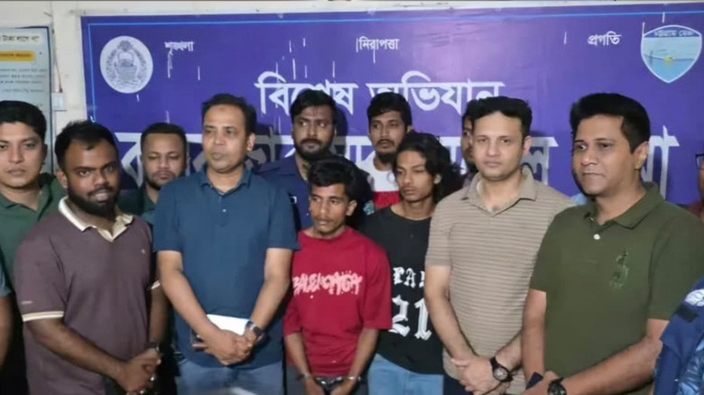 কক্সবাজারে চাঁদা না দেওয়ায় ব্যবসায়ীকে হত্যা, গ্রেপ্তার ২