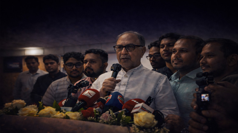 সরকারকে বিব্রত করার চেষ্টা করবেন না: মির্জা আব্বাস