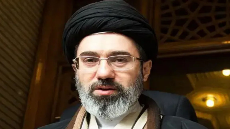 যৌথ হামলার প্রথম দিনেই আহত মোজতবা খামেনি