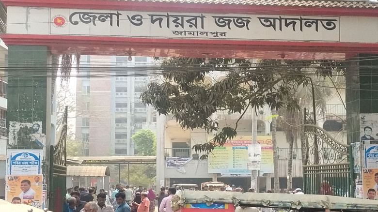 স্বামীকে বেঁধে গৃহবধূকে ধর্ষণ, তিনজনের মৃত্যুদণ্ড