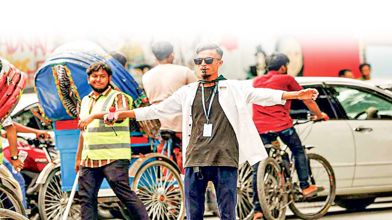 বাজেট না থাকায় ট্রাফিকে শিক্ষার্থীদের কার্যক্রম বন্ধ