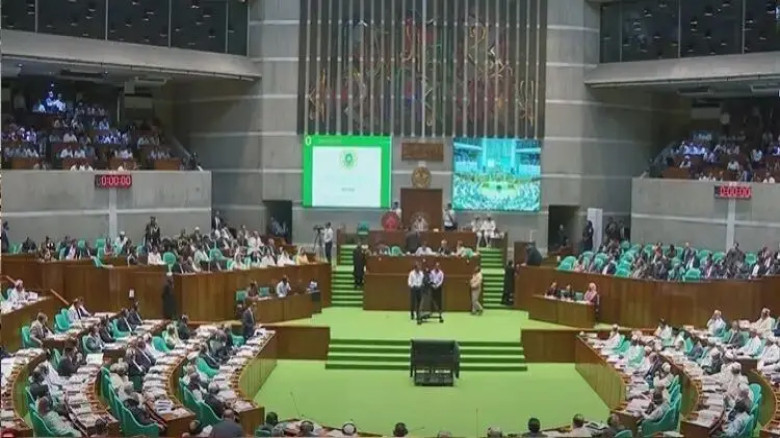 ৩০ এপ্রিল পর্যন্ত চলবে ত্রয়োদশ সংসদের প্রথম অধিবেশন