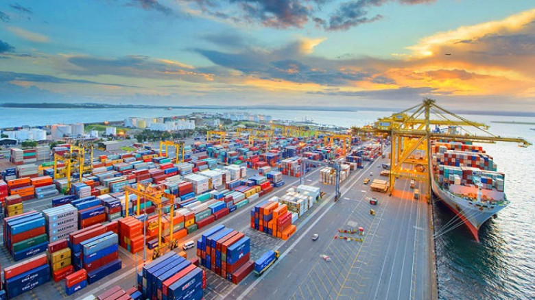 হরমুজ প্রণালি সংকটে বিপর্যস্ত দেশের আমদানি-রপ্তানি কার্যক্রম