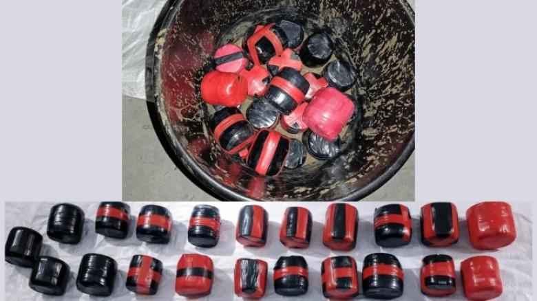 চন্দ্রিমা এলাকায় র‍্যাবের অভিযানে বিপুল ককটেল উদ্ধার