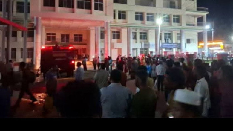 শেবাচিম হাসপাতালে আগুন, ধোঁয়ায় আতঙ্কে দৌড়ঝাঁপ