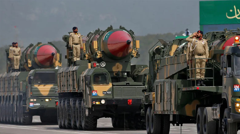 যুক্তরাষ্ট্রে আঘাত হানতে সক্ষম ক্ষেপণাস্ত্র তৈরি করছে পাকিস্