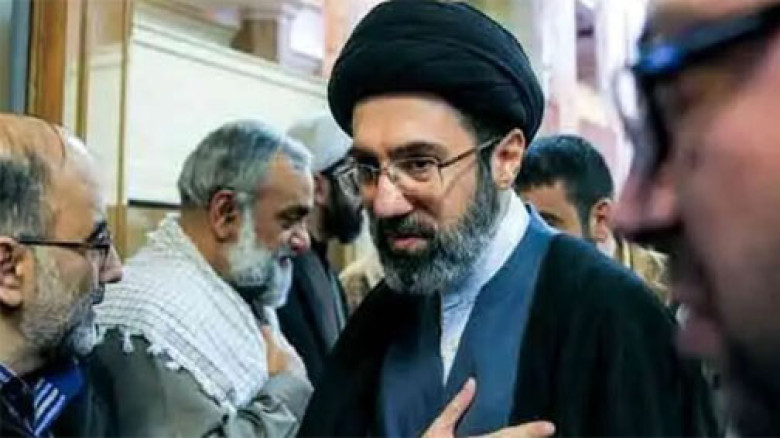 ইসরায়েলি হামলার পর প্রতিশোধের ভাষায় মোজতবা খামেনি