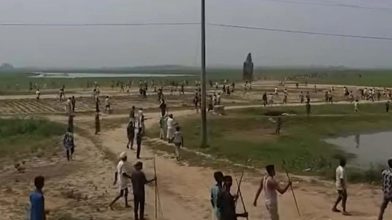 পূর্বশত্রুতার জেরে সংঘর্ষে প্রাণ গেল দুইজনের