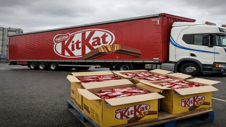 নেসলের বিশাল চালান চুরি, ৪ লাখের বেশি কিটক্যাট নিখোঁজ