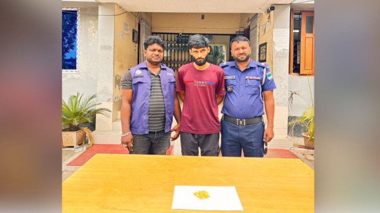 সাতক্ষীরার কালীগঞ্জে ১০০ পিস ইয়াবাসহ যুবক আটক