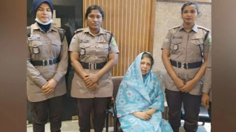 ধানমন্ডি থেকে সাবেক স্পিকার শিরীন শারমিন চৌধুরী আটক