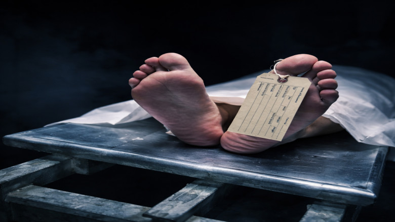 কক্সবাজারের রামুতে ফ্যামিলি কোয়ার্টারে নারীর ঝুলন্ত মরদেহ উদ