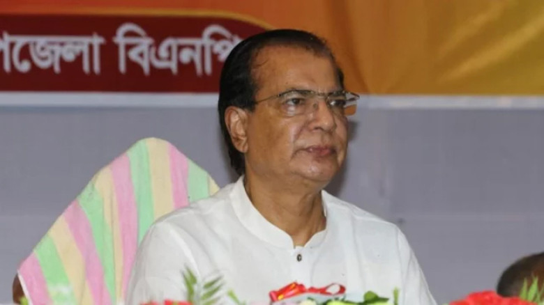 হঠাৎ অসুস্থ ত্রাণমন্ত্রী, এয়ার অ্যাম্বুল্যান্সে ঢাকায় আনা হচ