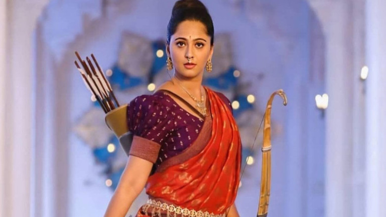 বিয়ে নিয়ে ফের জল্পনা, জীবনের নতুন পথে কি হাঁটছেন আনুশকা?