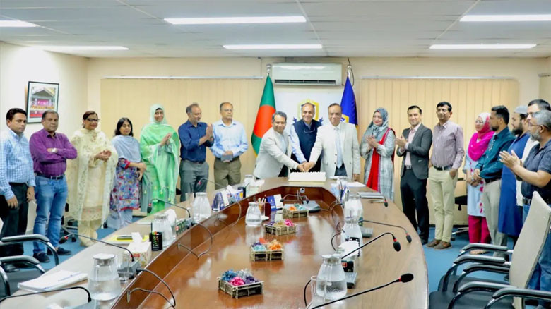 সিআইইউতে ‘কেস রাইটিং সেন্টার’ উদ্বোধন, নতুন দিগন্তের সূচনা