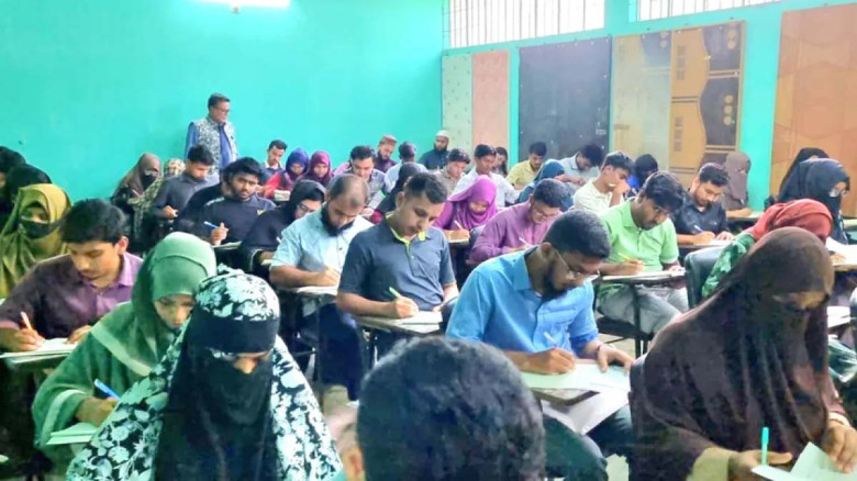 জাতীয় বিশ্ববিদ্যালয়ের পরীক্ষায় অসদুপায়, ১০ জন বহিষ্কার