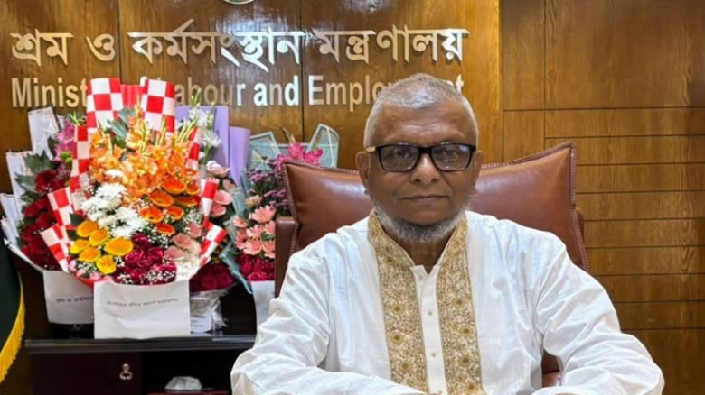 শ্রমিক-মালিক-সরকার একসঙ্গে কাজ করবে: শ্রমমন্ত্রীর বার্তা