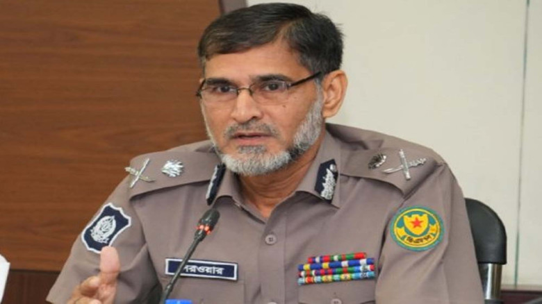 রাজধানীতে সন্ত্রাসীদের তালিকা নিয়মিত আপডেট করছে ডিএমপি
