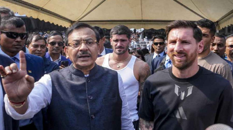 টালিগঞ্জে অরূপ বিশ্বাসের হার, আলোচনায় ‘মেসি-কাণ্ড’